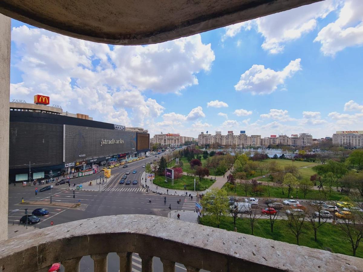 Old Town Apartment With Panoramic View Boekarest Buitenkant foto
