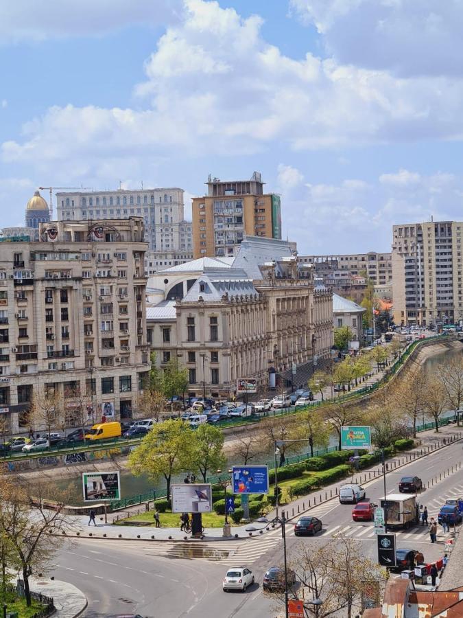Old Town Apartment With Panoramic View Boekarest Buitenkant foto